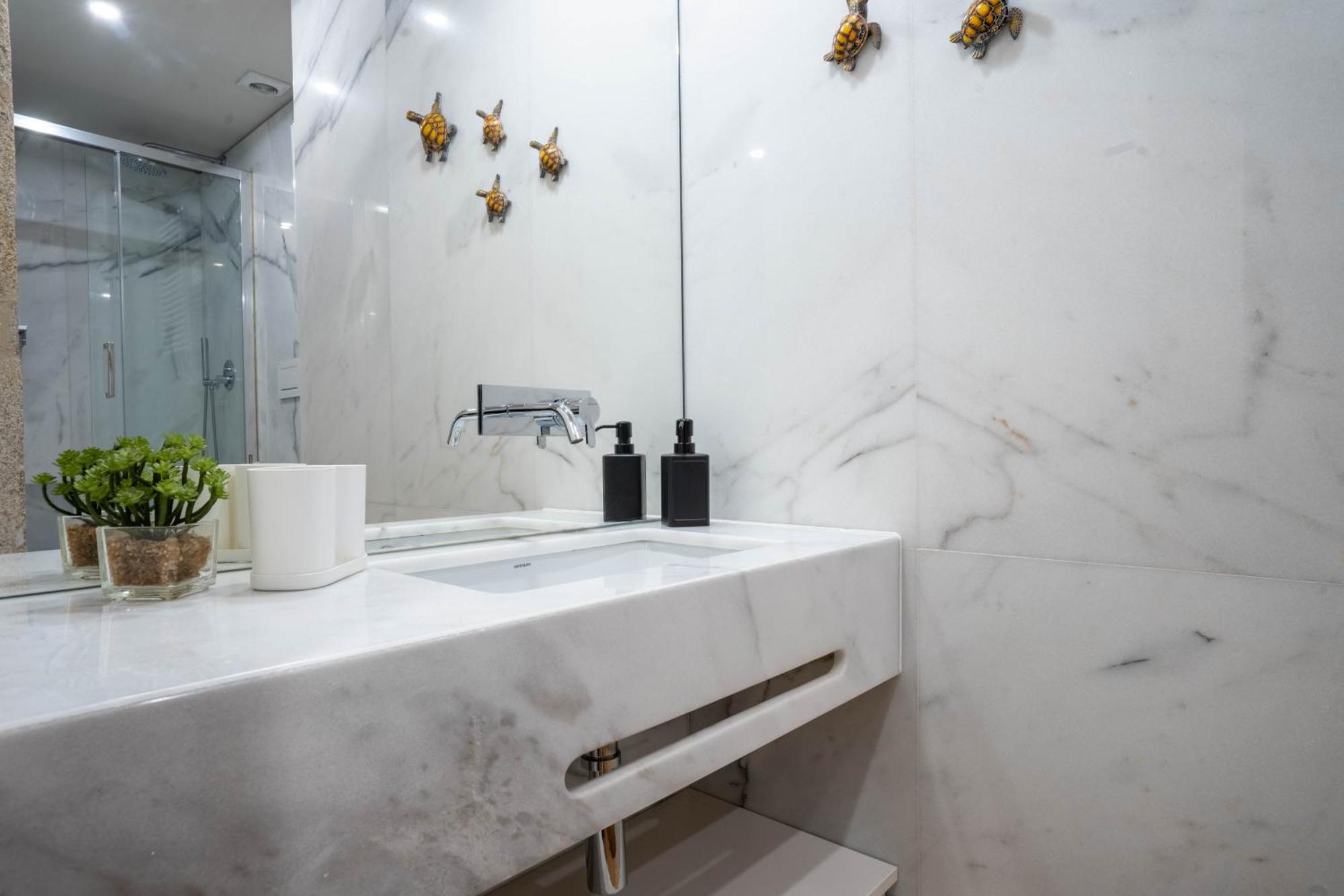 Primrose 1Br Delight W Parking By Lovelystay OOporto Esterno foto
